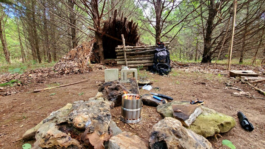 DIY Shelter in the Woods